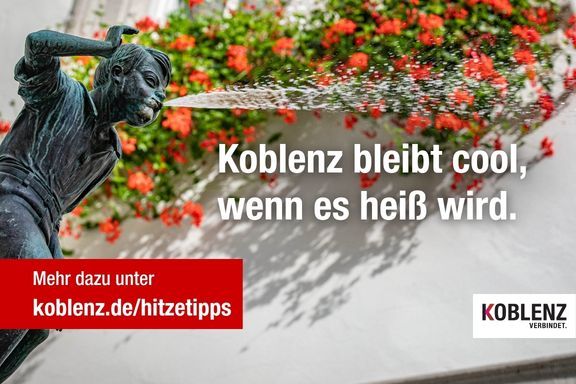 Wasser spuckende Schängelbrunnenfigur