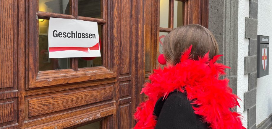 An den Karnevalstagen gibt es geänderte Öffnungszeiten bei der Stadtverwaltung Koblenz. An den Karnevalstagen gibt es geänderte Öffnungszeiten bei der Stadtverwaltung Koblenz.