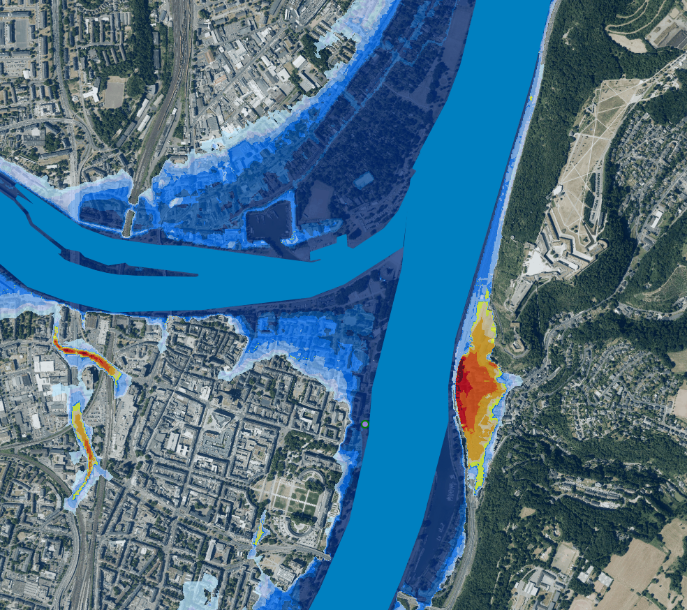 Kartenansicht der Moselmündung mit farblicher Darstellung von Überflutungsflächen entlang der Mosel und des Rheins in Koblenz bei einem HQextrem