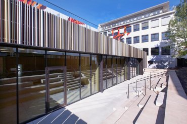 Bischöfliche Cusanus Gymnasium.jpg