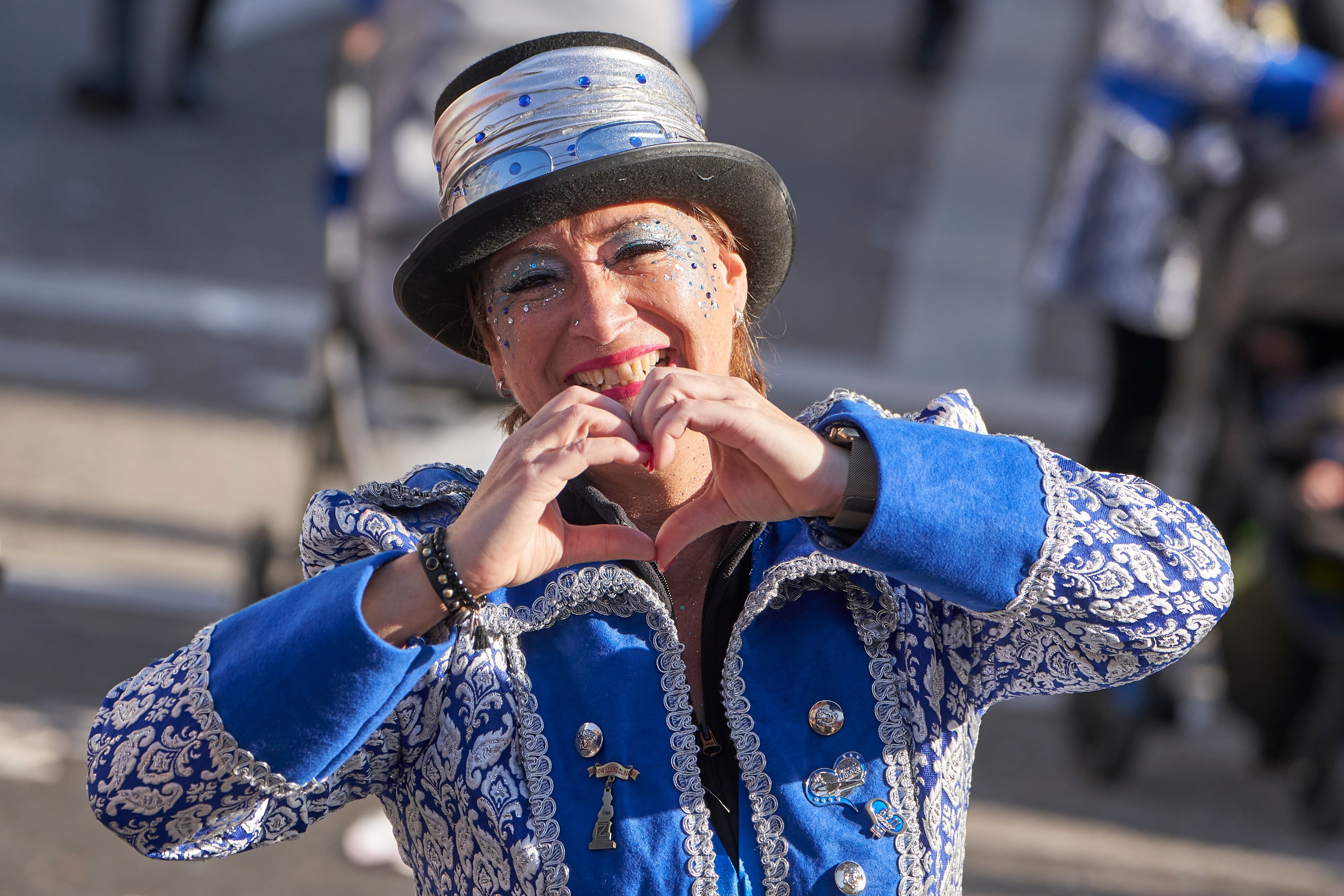 20.02.2023, Rheinland-Pfalz, Koblenz: Der Rosenmontagsumzug zieht durch die Strassen der Rhein-Mosel-Stadt. Foto: Sascha Ditscher