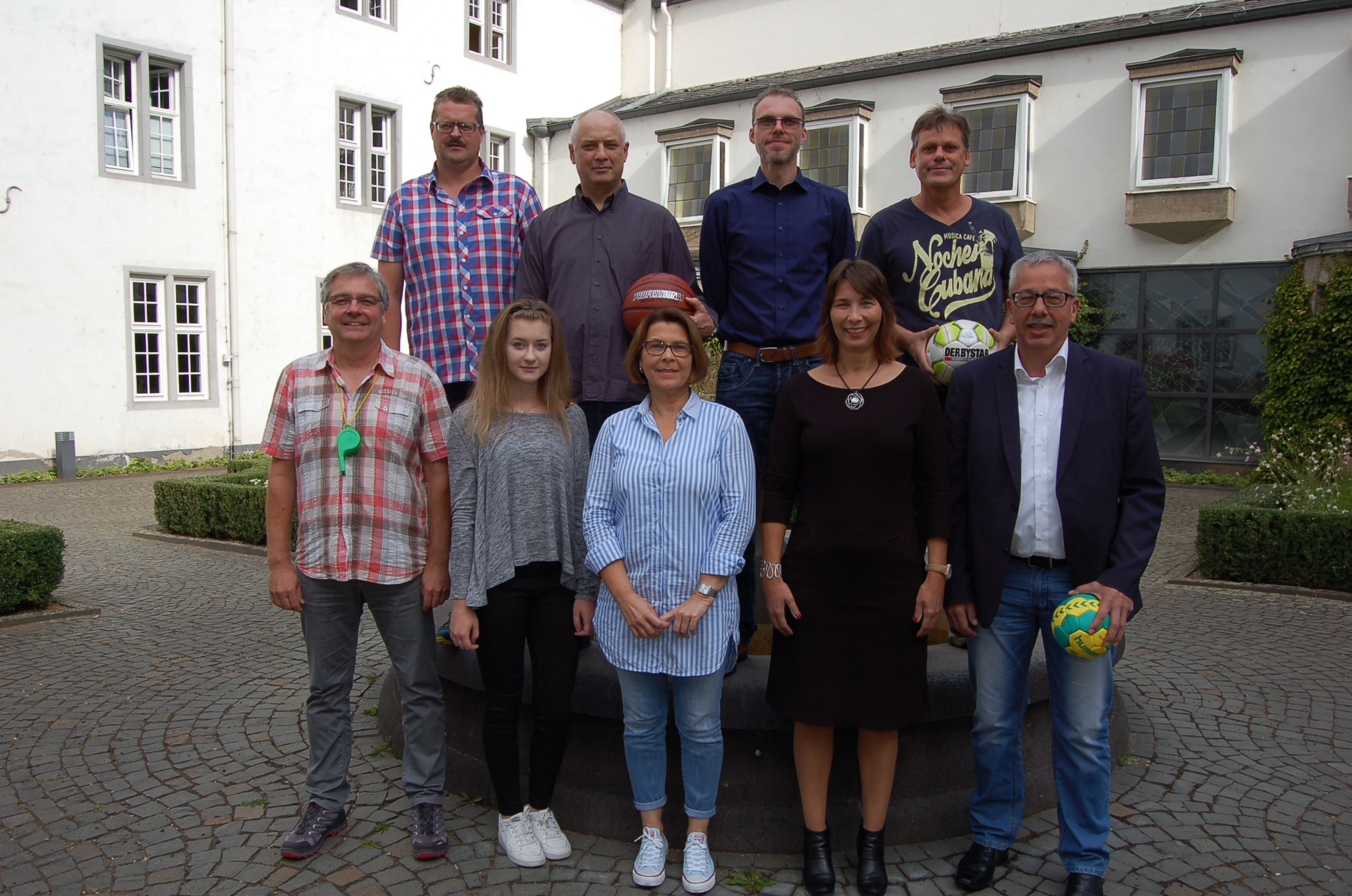 Verwaltung Sport- und Bäderamt Mitarbeiter/innen der Verwaltung im Sport- und Bäderamt