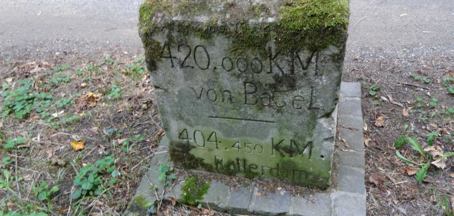 Myriameterstein in Koblenz Stolzenfels