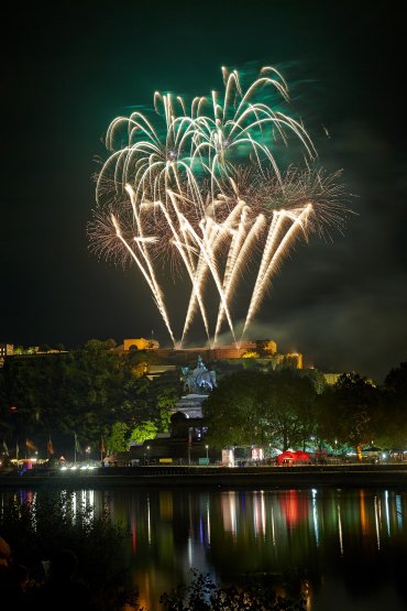 Feuerwerk Rhein in Flammen® 16891_202_20110727124045.jpg