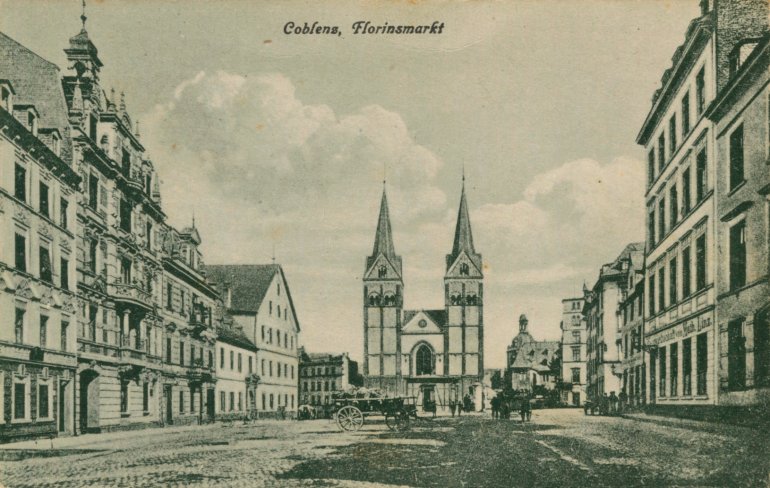 Blick von Westen über den Florinsmarkt auf die Florinskirche, um 1910 Blick von Westen über den Florinsmarkt auf die Florinskirche, um 1910