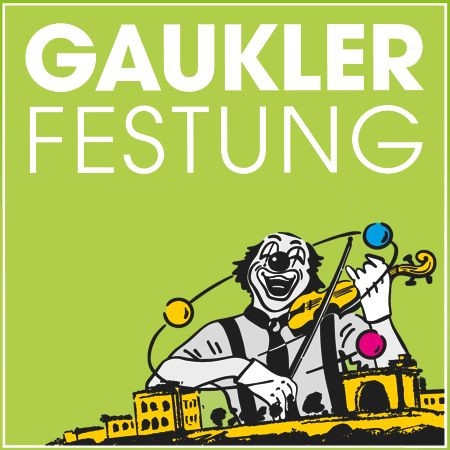 Logo Gauklerfestung - zu sehen: ein Clown und die Festungssilhouette