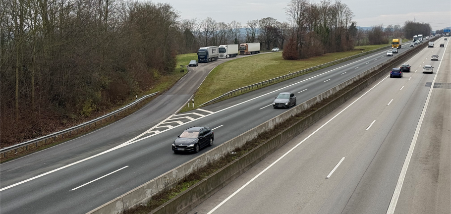 Hier wird zukünftig eine Lärmschutzwand an der A48 errichtet. 