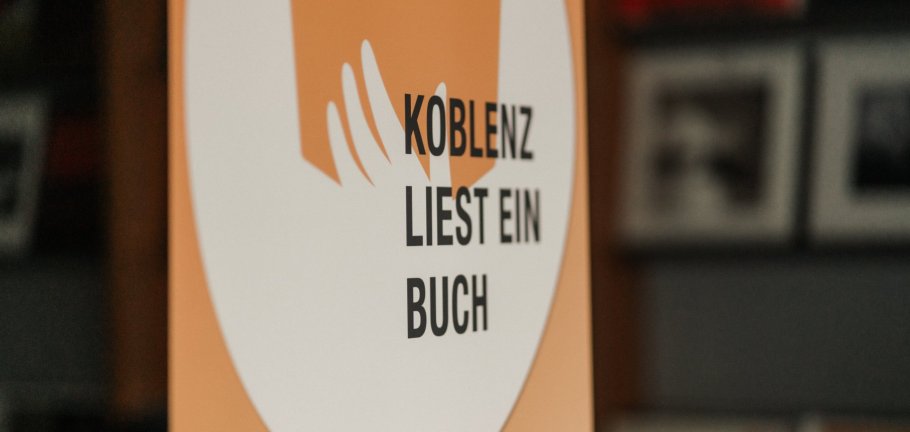 Banner "Koblenz liest ein Buch"