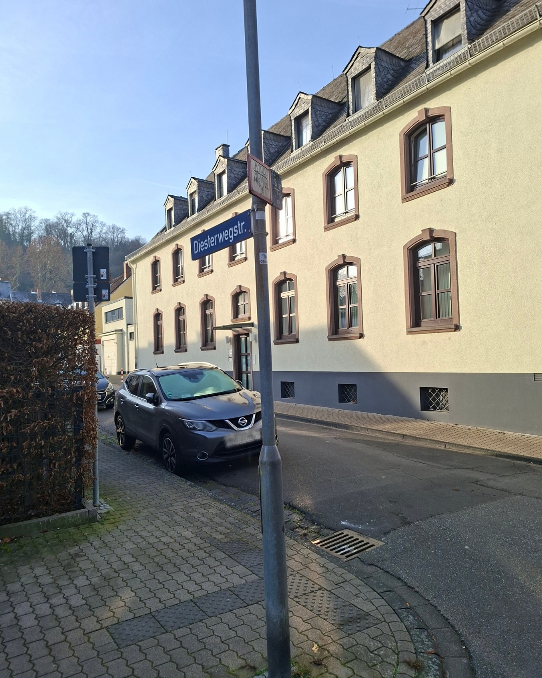 Die Kanalbauarbeiten starten im Bereich der Diesterwegstraße unter Vollsperrung. 