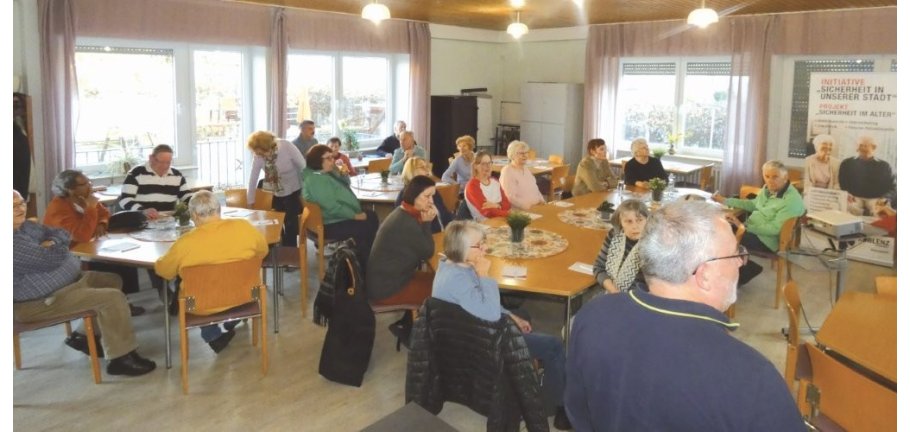 Rund 25 Bürgerinnen und Bürger nahmen an der Präventionsveranstaltung „Im Alltag sicher leben“ in der Begegnungsstätte St. Franziskus teil.