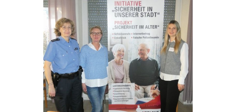 Das Organisationsteam der Präventionsveranstaltung "Im Alltag sicher leben" (v.l.): Heike Monschauer, Sabine Wieneke und Natalie Bleser