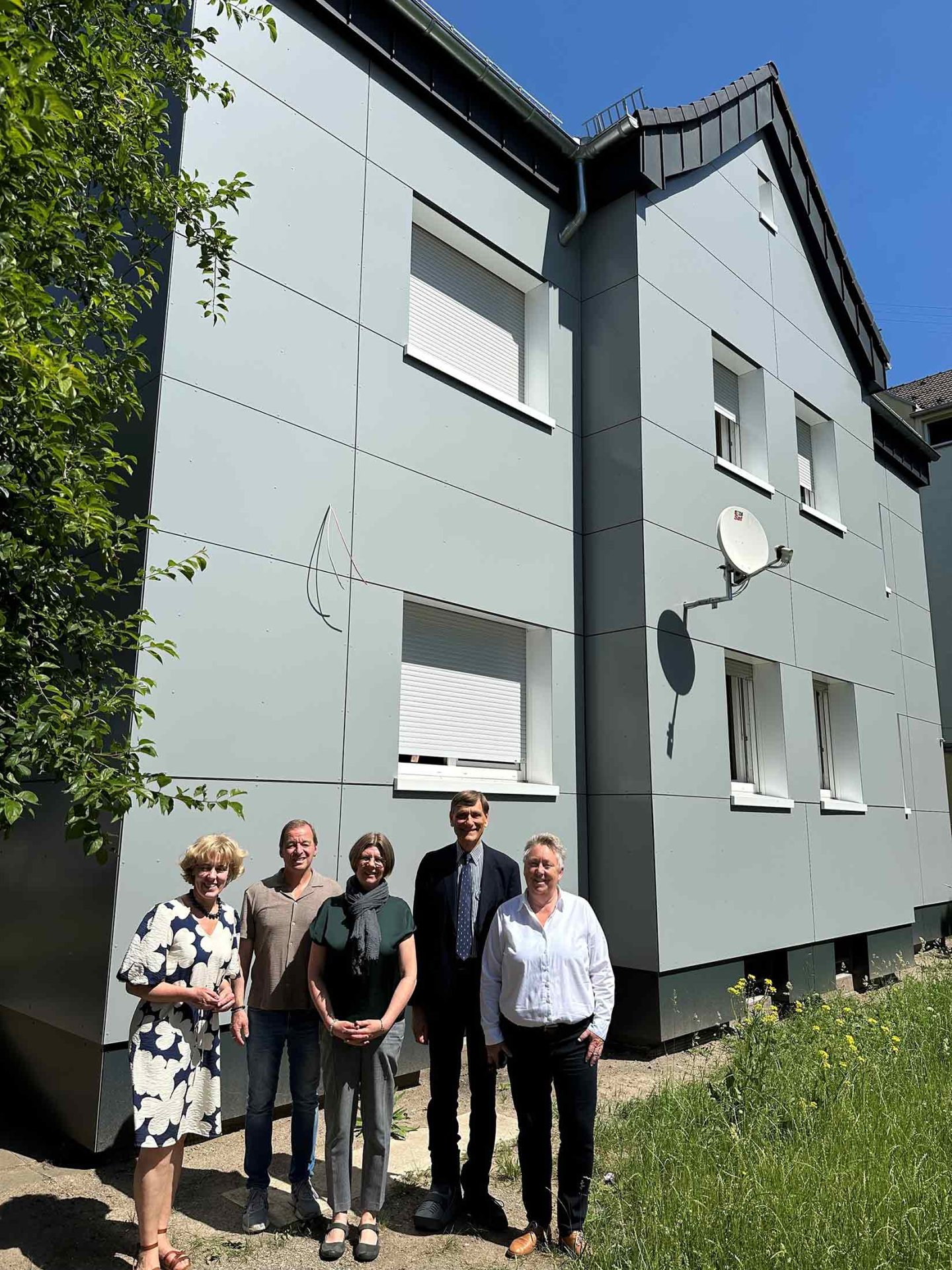v. l. n. r.: Dr. Dagmar Kranz (zukünftige Bürgermeisterin Stadt Koblenz), Michael Bungarten (Geschäftsführer AWO Kreisverband Koblenz-Stadt e.V.), Cordula Simmons (Else Schütz Stiftung), Dr. Johann Christian Meier (Geschäftsführer Else Schütz Stiftung), Ulrike Mohrs (Bürgermeisterin Stadt Koblenz)