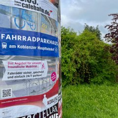 Fahrradparkhaus Werbeplakat an einer Litfaßsäule Einmündung Beatusstraße / In der Hohl