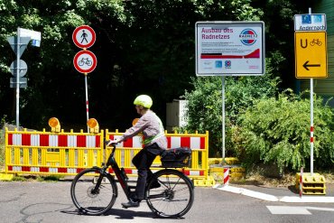 Beginn der Umleitung wegen Ausbau des Leinpfades in Kesselheim Beginn der Umleitung wegen Ausbau des Leinpfades in Kesselheim