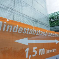 Banner Überholabstand vor dem Forum